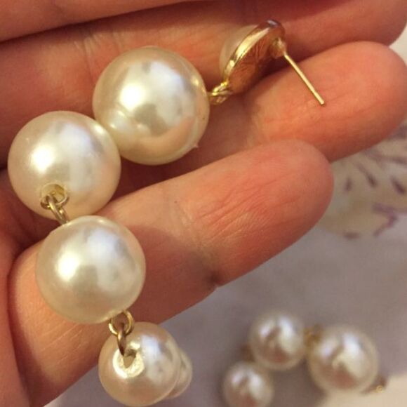 Long Pearl Earrings - Picture 7 of 9